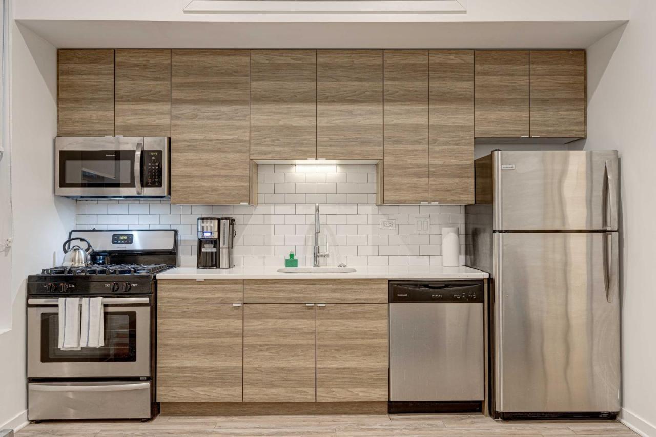 Cabin 105 By 747 Lofts Chicago Bagian luar foto