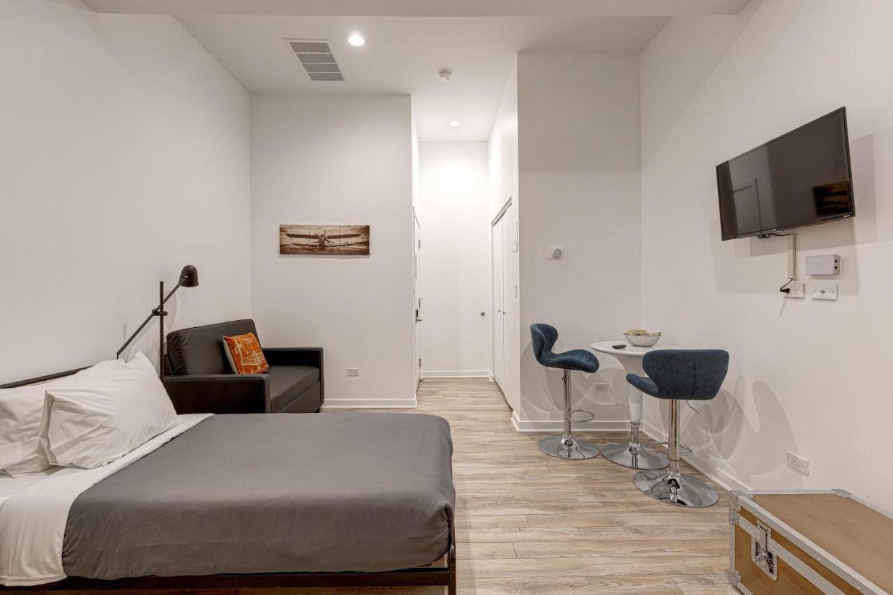 Cabin 105 By 747 Lofts Chicago Bagian luar foto